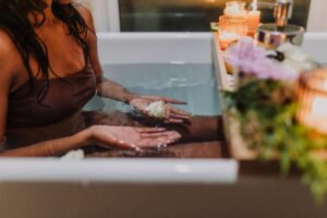 Luxury Ritual Bath Ceremony: 8-Step Soak Sequence for Stress Relief and Recovery