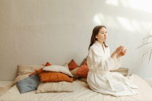 5 Spa-Inspired Evening Rituals to Elevate Your Feminine Wellness Routine