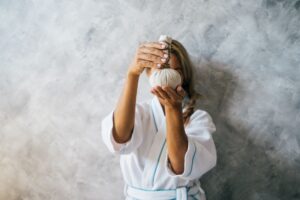 Luxury Self-Care Rituals Using Essential Oils for Hormonal Balance