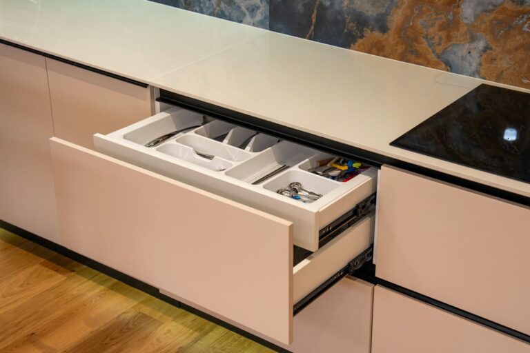 Calm Kitchen Storage: 5 Elegant Solutions for Family Harmony