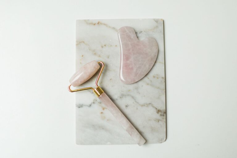 10-Step Luxury Facial Gua Sha Ritual: Complete Tutorial for Sculpted Skin - HerLuxeRituals
